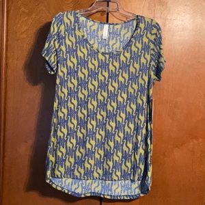 NWT LuLaRoe Classic T giraffes